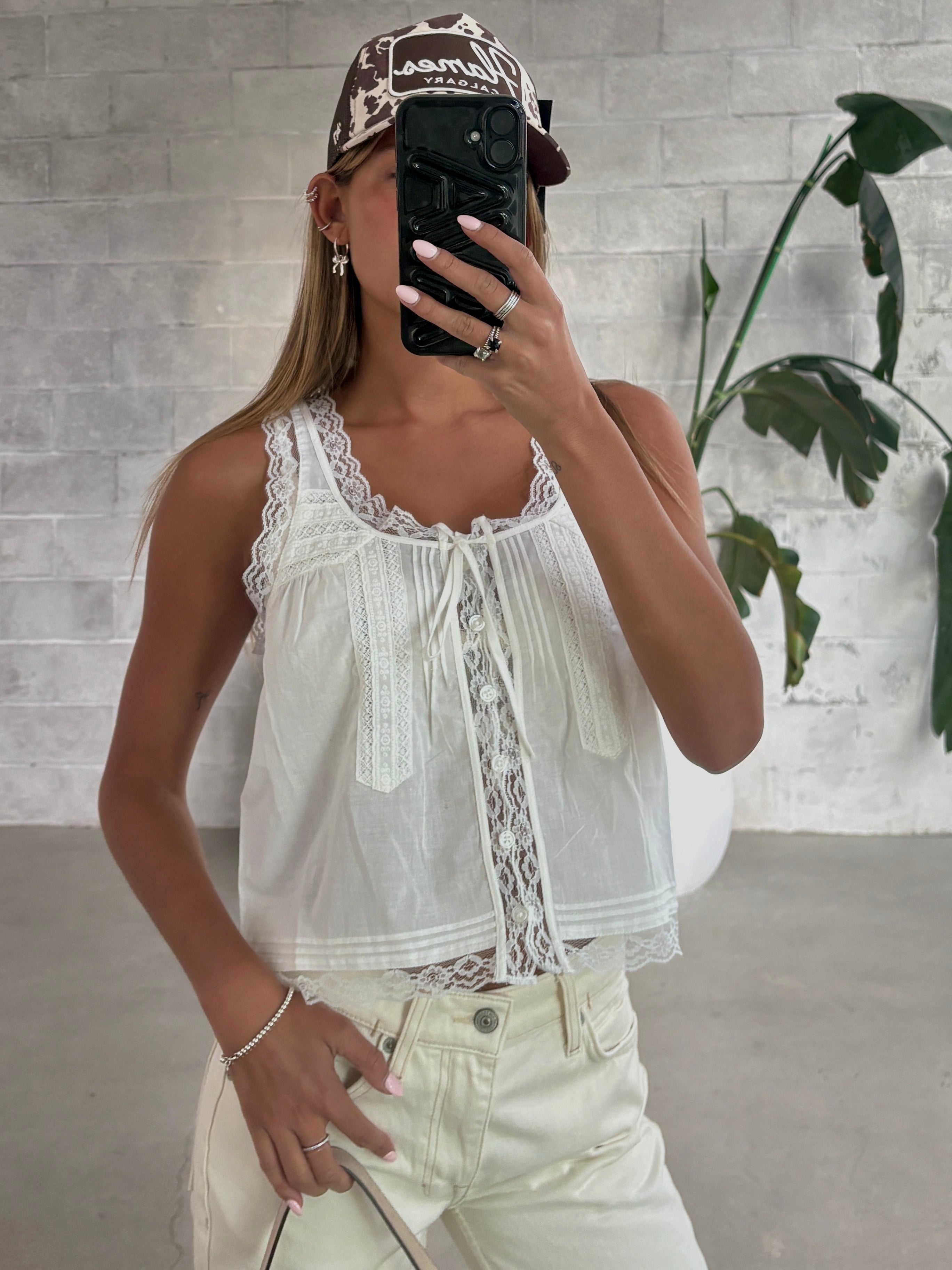 RD STYLE Alia Lace Trim Button Front Tank