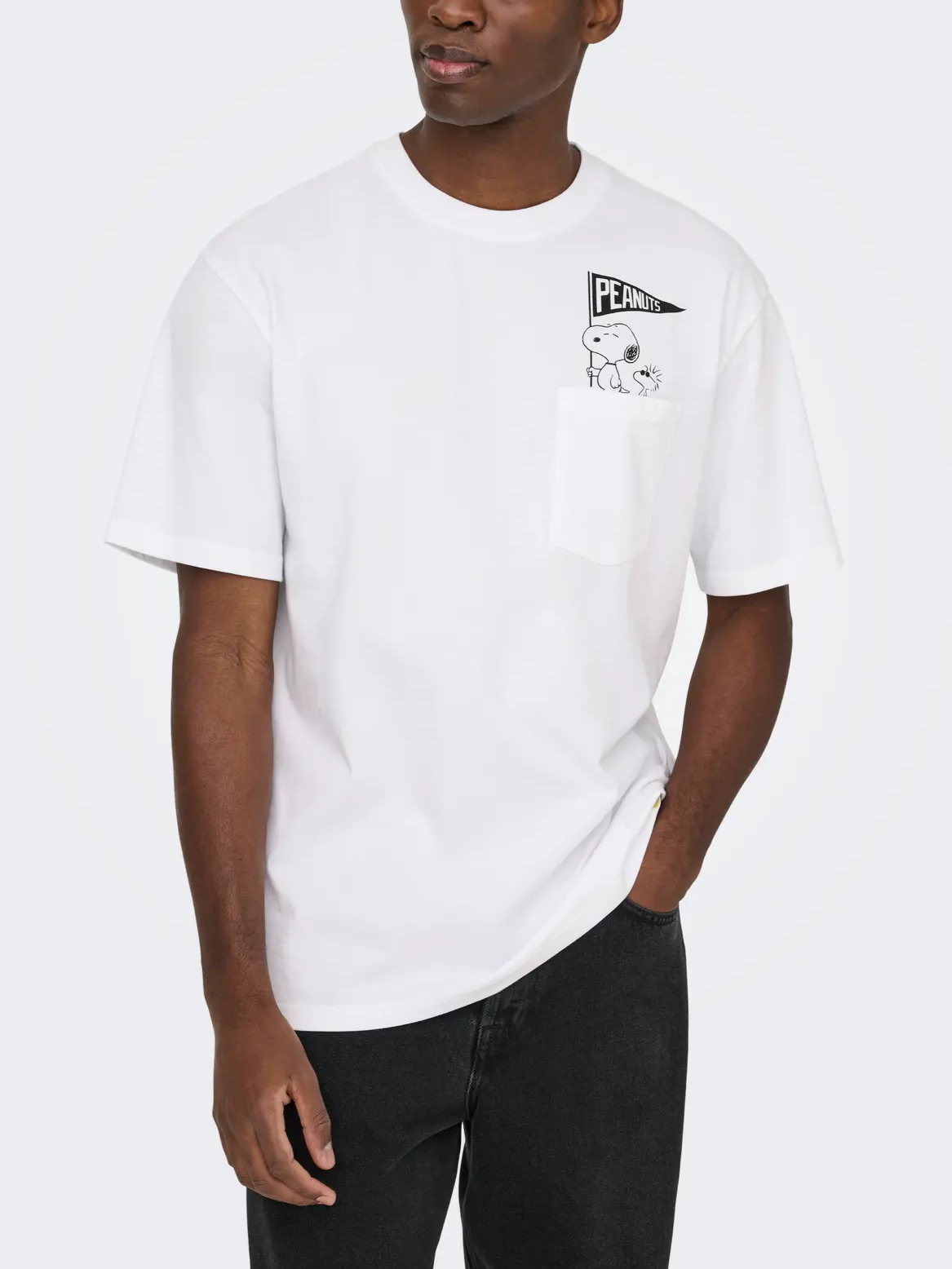 ONLY + SONS Peanuts Graphic Pocket Tee