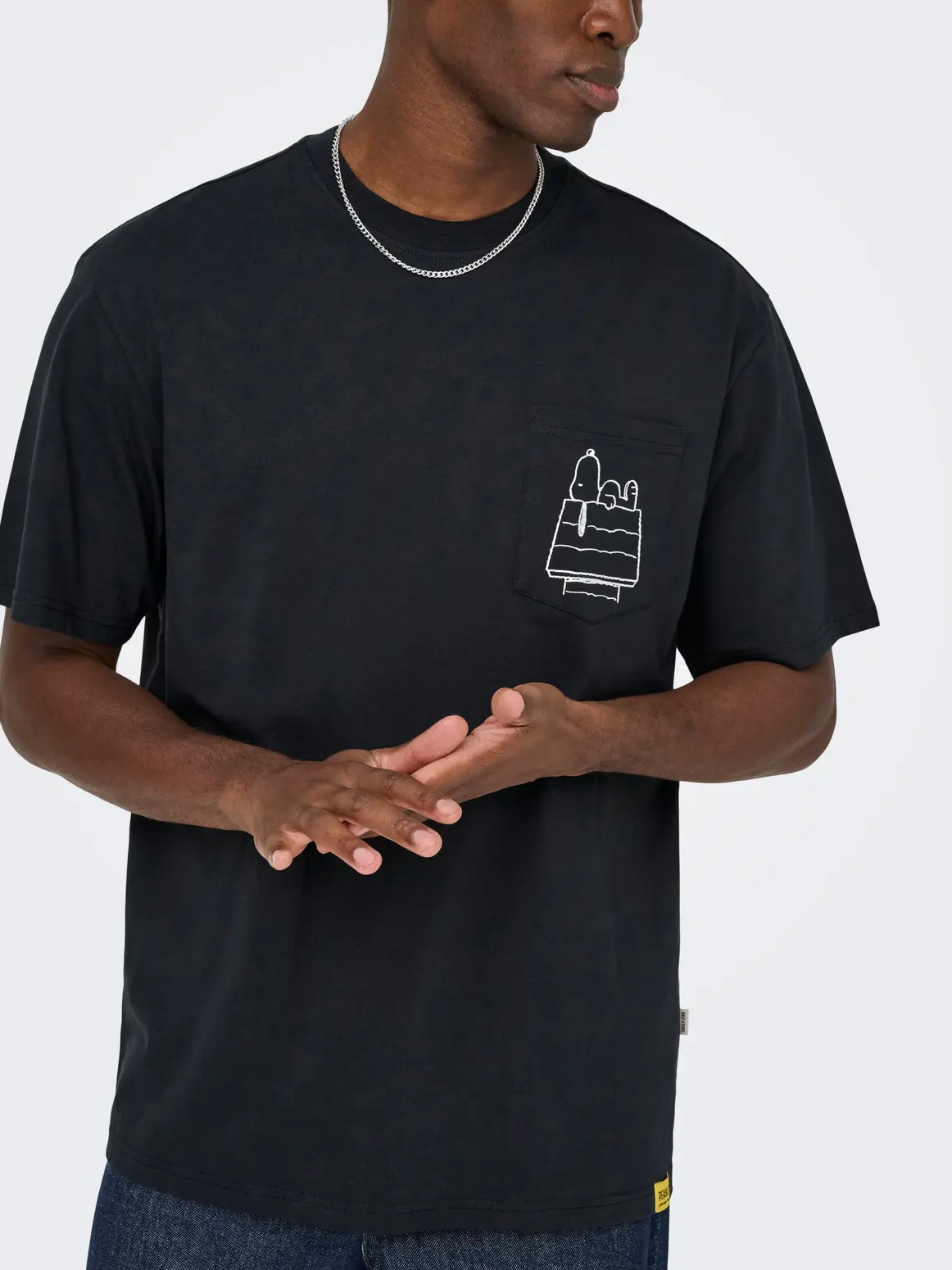 ONLY + SONS Peanuts Graphic Pocket Tee